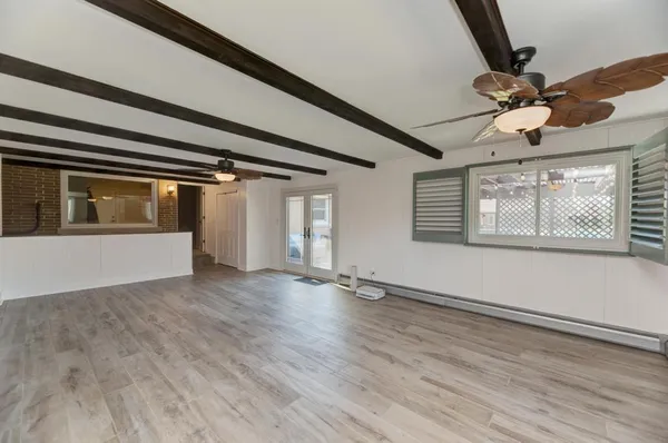 $795,000 | 6 Meadowood Drive, Oak Brook, IL 60523