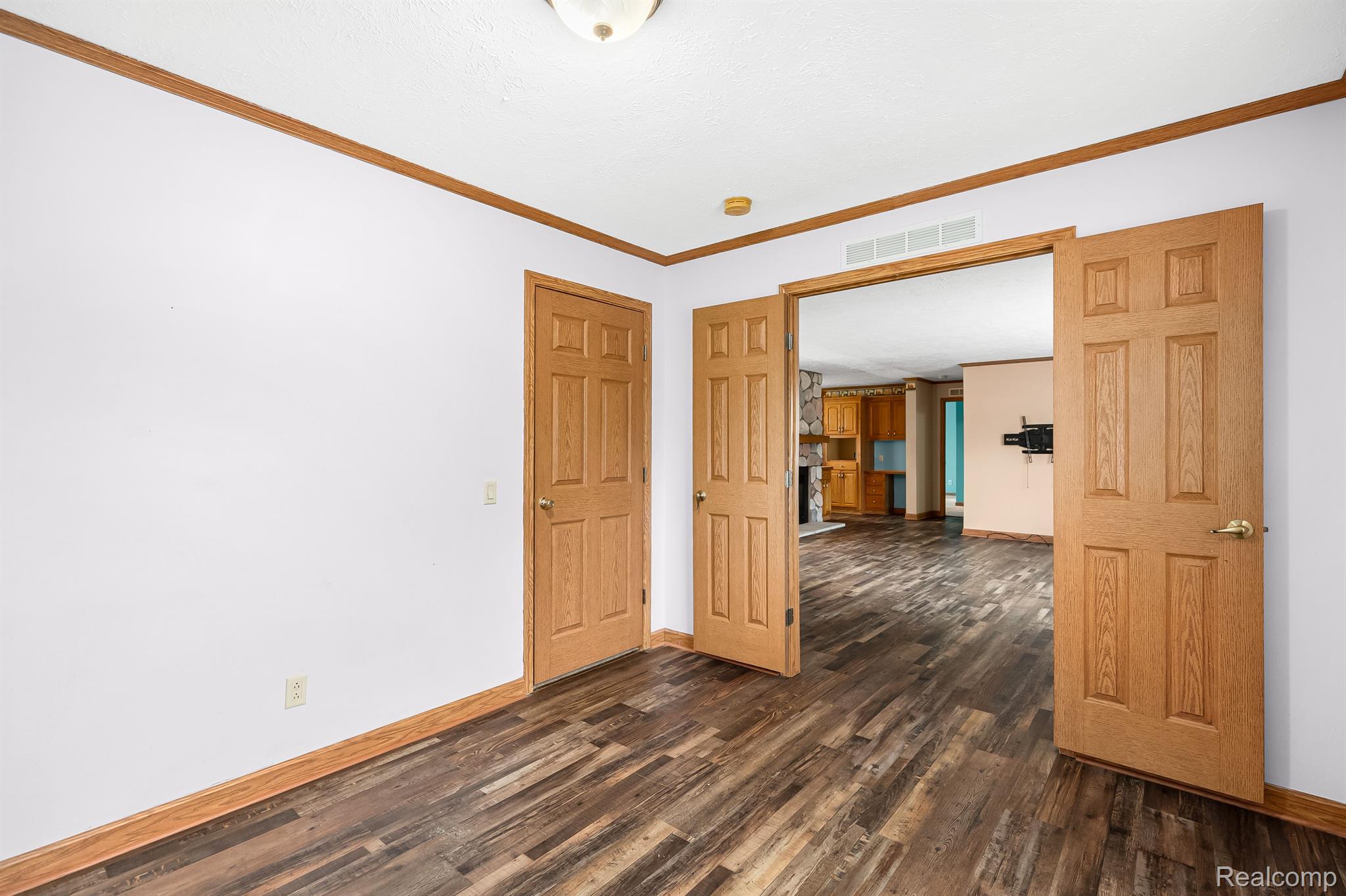 21824 Springhill Street Romulus, MI 48174 - Photo 10 of 23 Gallery Image 10
