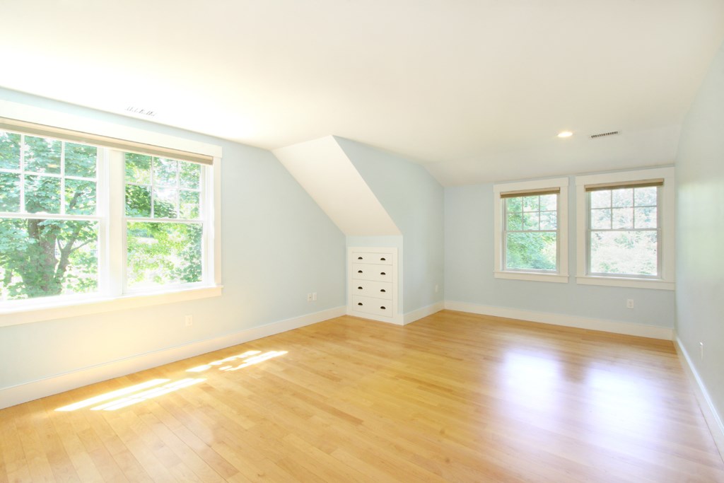 18 West Main Road Little Compton, RI 02837 - Photo 8 of 12