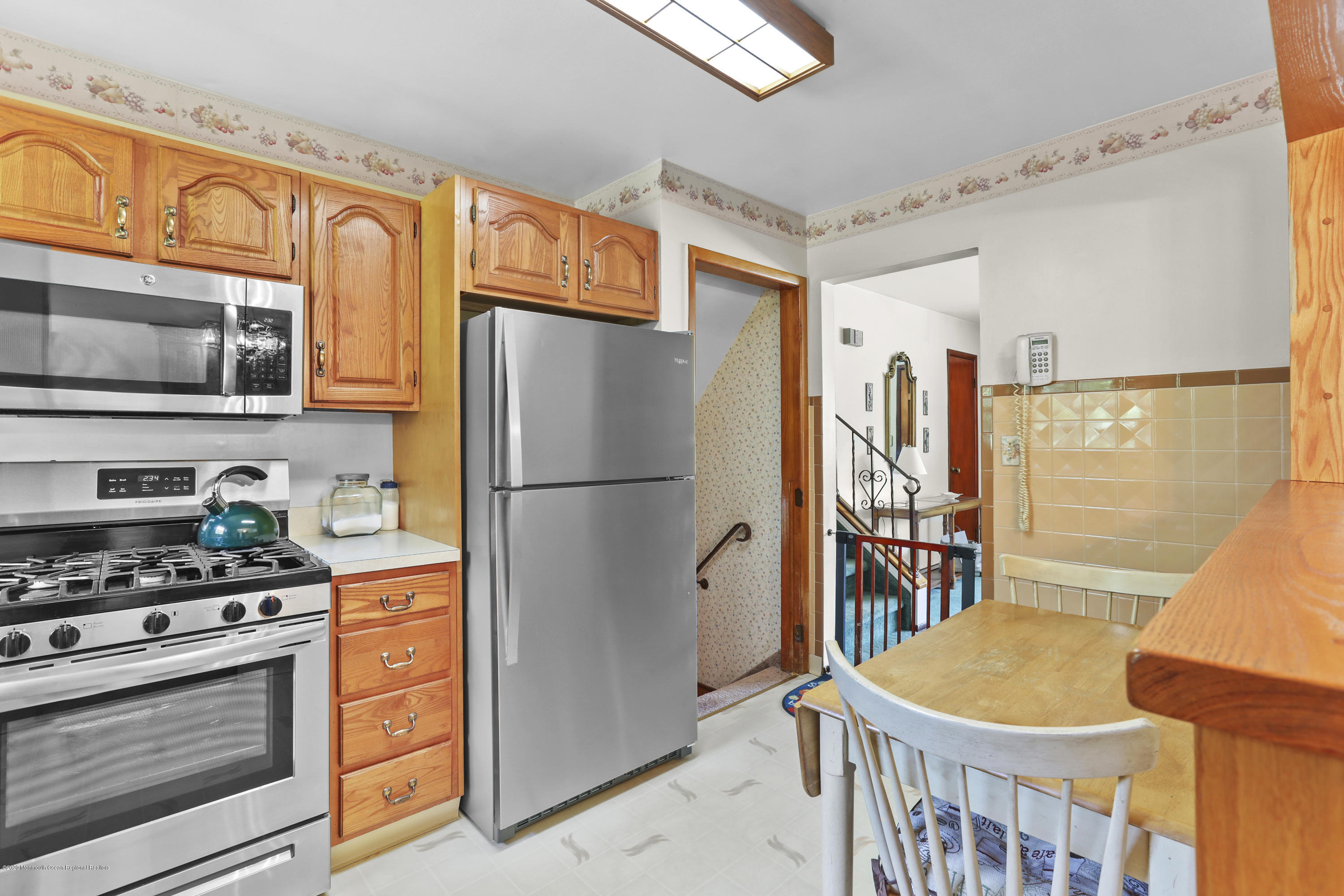 26 Lloyd Road Morganville, NJ 07751 - Photo 12 of 33 kitchen