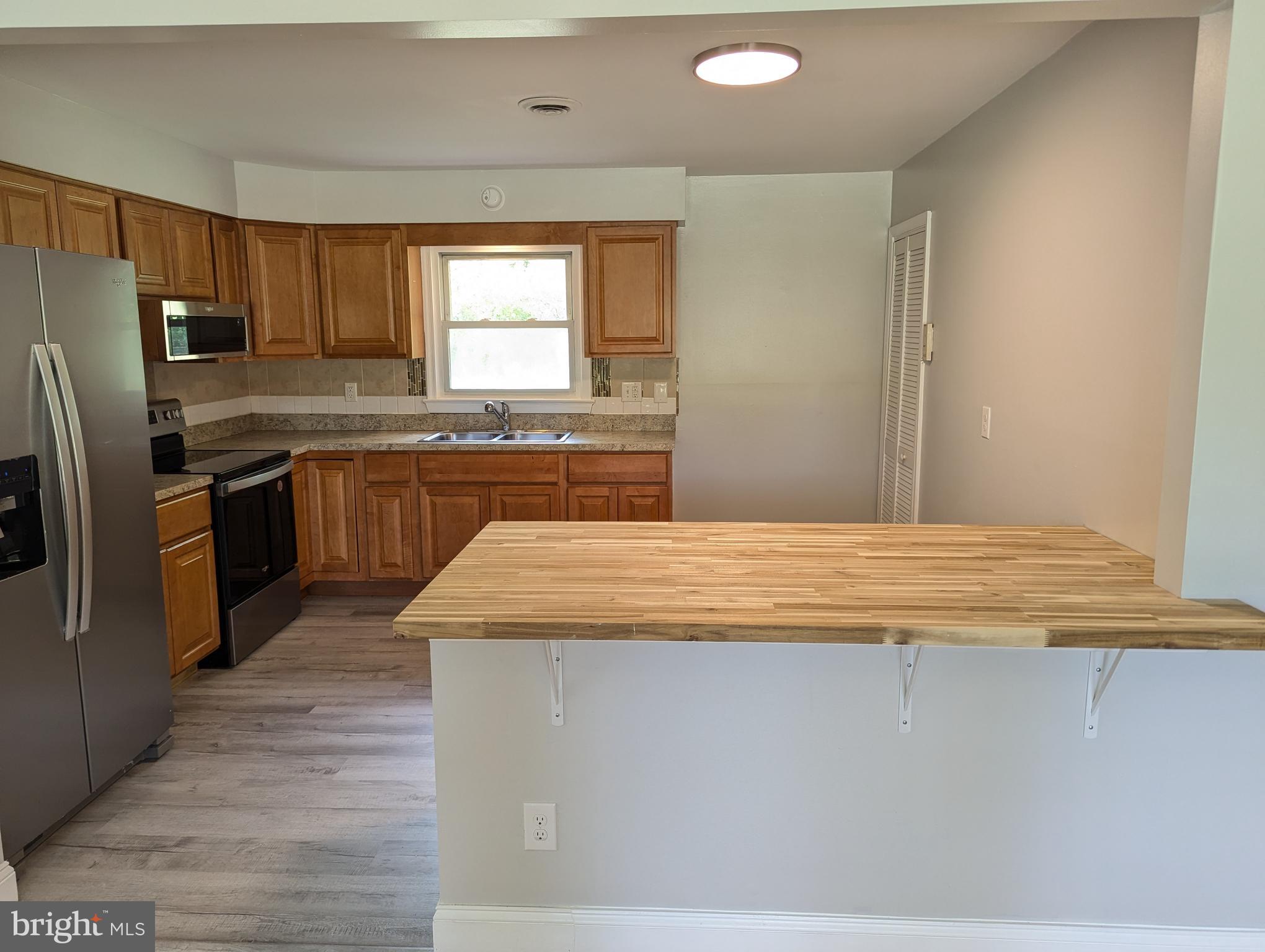 31405 Point Lookout Road Mechanicsville, MD 20659 - Photo 5 of 43 Gallery Image 5