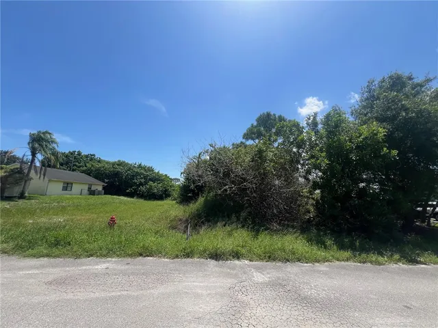 $35,000 | 455 14th Place Southwest, Vero Beach, FL 32962