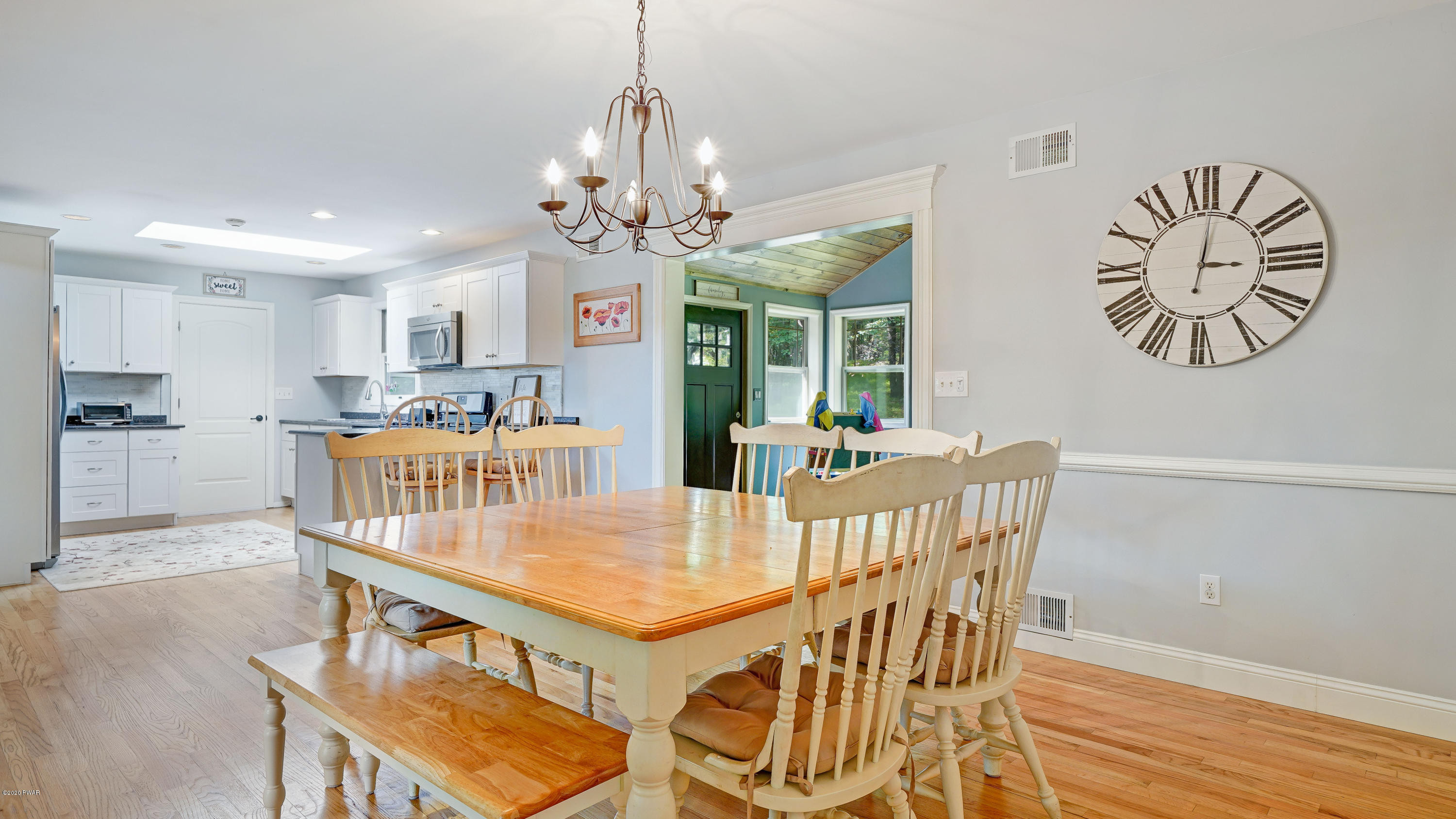433 Raymondskill Road Milford, PA 18337 - Photo 11 of 34 DSC09446_7_8