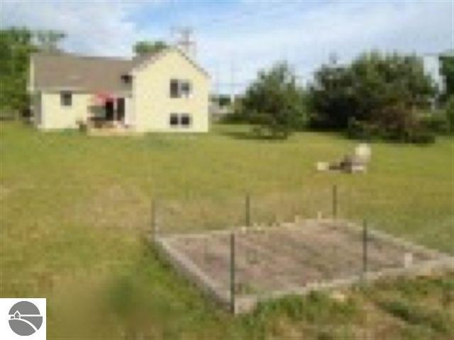 2021 Five Mile Road Traverse City, MI 49686 - Photo 18 of 18 1737031-17.JPG