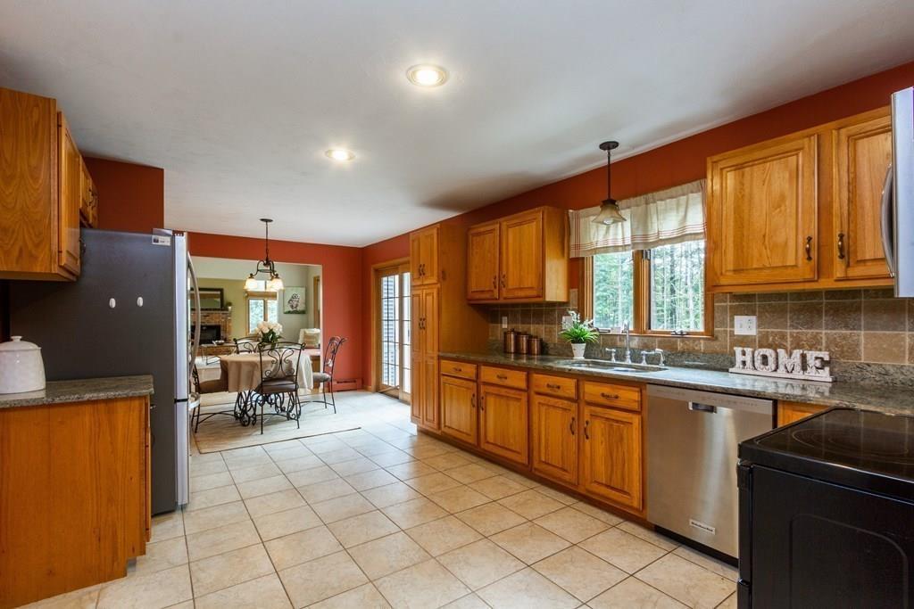 31 Fowler Street Upton, MA 01568 - Photo 11 of 26 Gallery Image 11