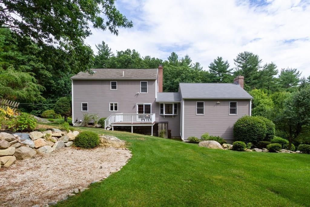 31 Fowler Street Upton, MA 01568 - Photo 4 of 26 Gallery Image 4