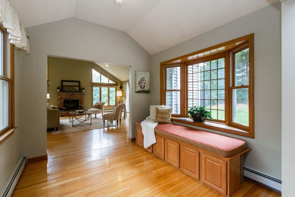 31 Fowler Street Upton, MA 01568 - Photo 7 of 26 Gallery Image 7