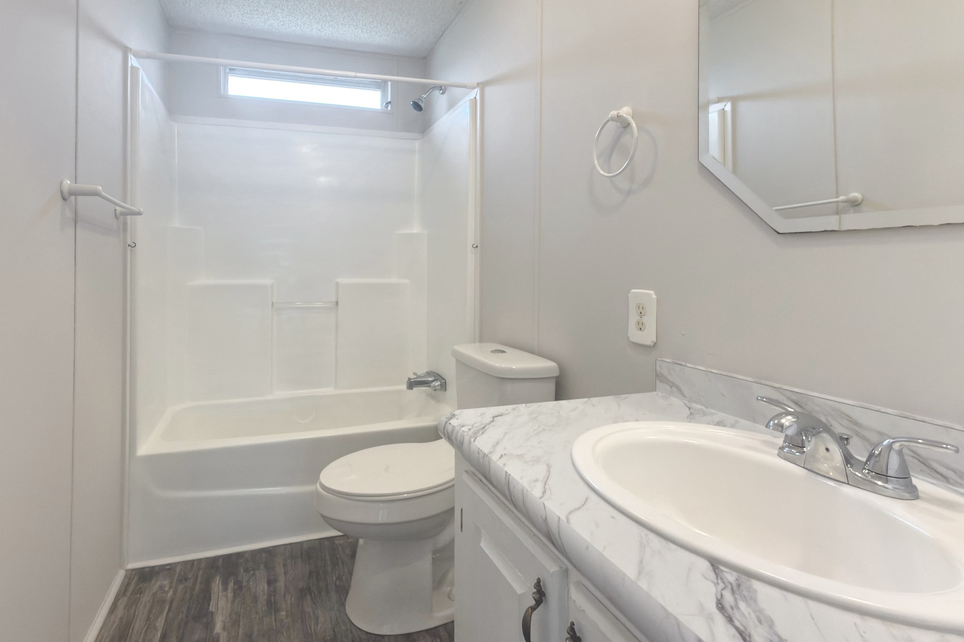 4785 River Road Hilliard, FL 32046 - Photo 32 of 40 guest bath