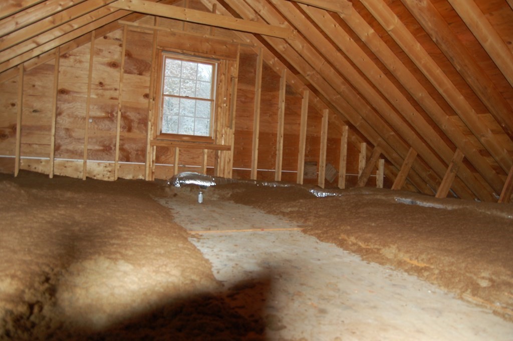 215 Crouch Road Warren, MA 01092 - Photo 27 of 33 a view of an empty room