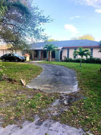 $3,450 | 4900 Southwest 36th Court, Hollywood, FL 33023