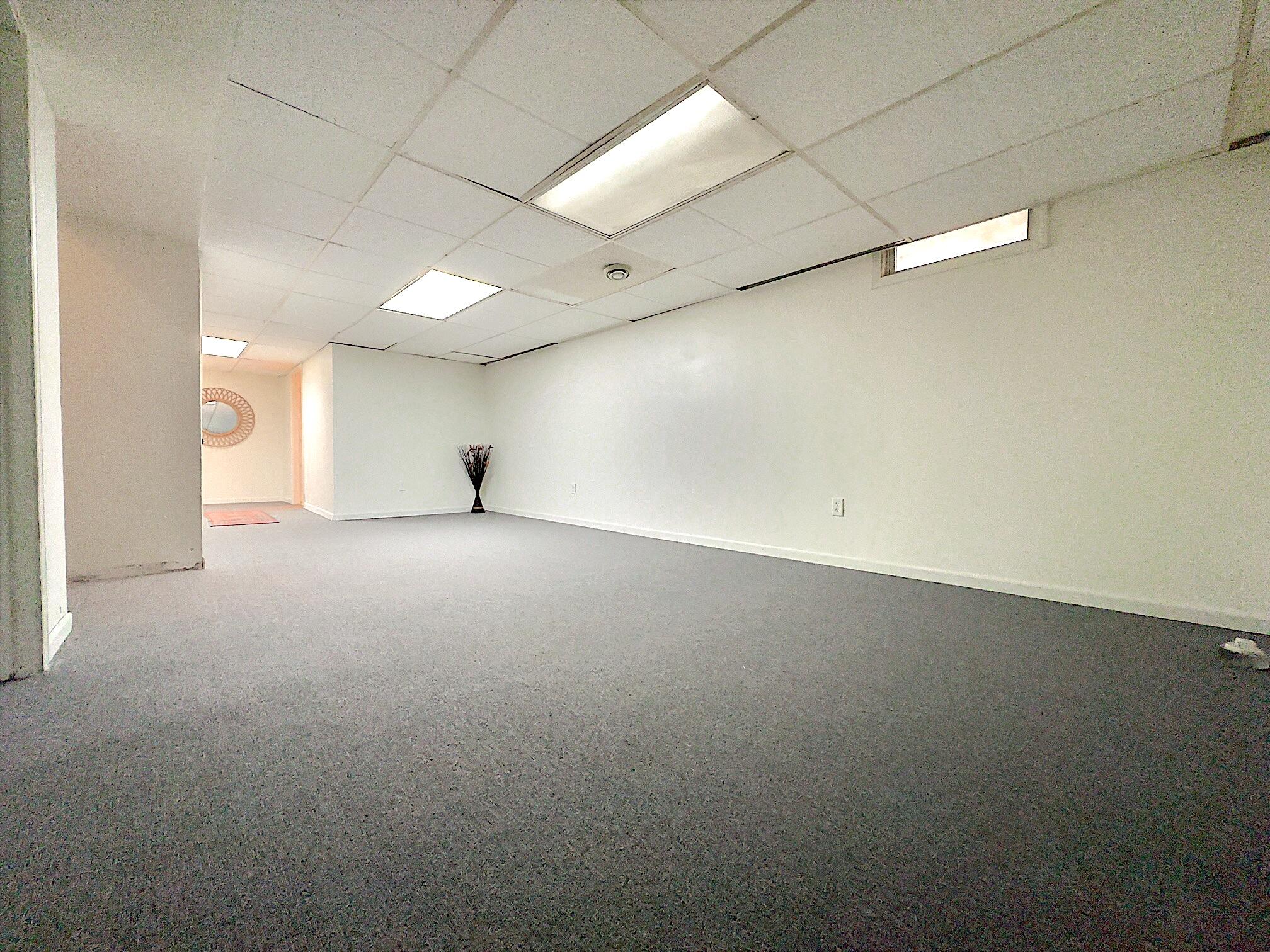 2517 Riordan Street Muskegon, MI 49444 - Photo 25 of 41 9 Lower Level (2)