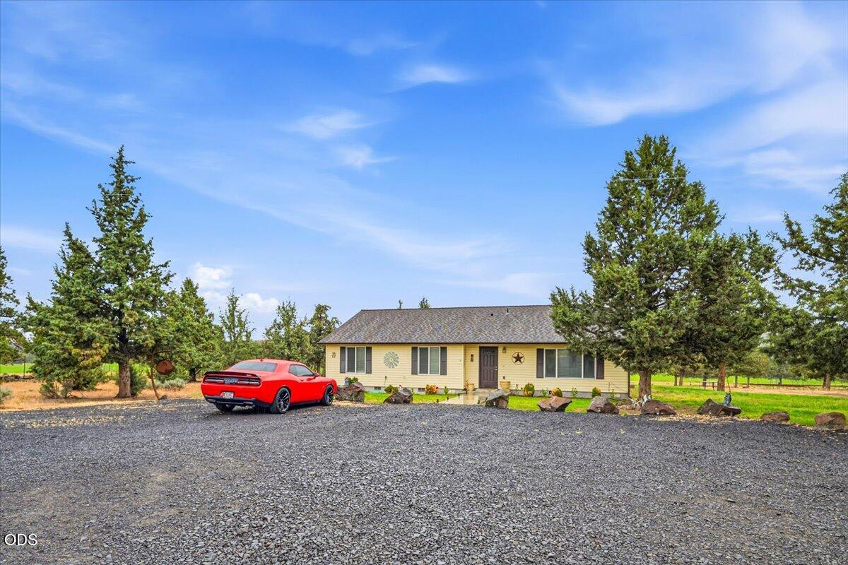 7995 Southwest Houston Lake Road Powell Butte, OR 97753 - Photo 59 of 70