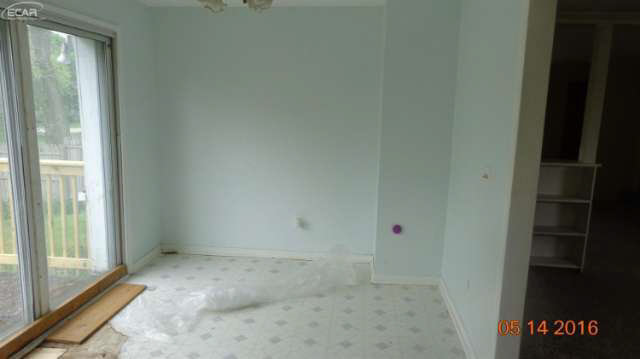 10350 Crouse Road Hartland, MI 48353 - Photo 8 of 13 21147612-7.JPG