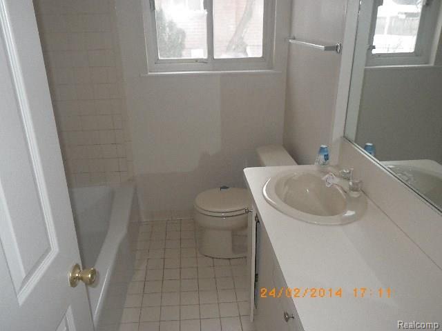 627 Miller Avenue Rochester, MI 48307 - Photo 8 of 8 Afterbath.jpg