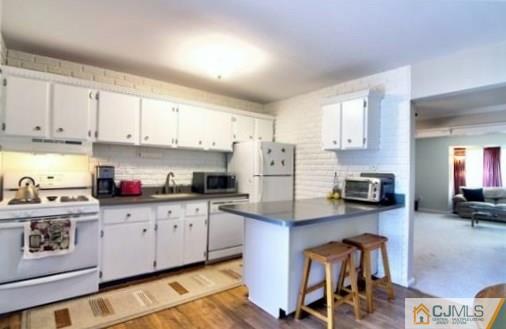 571 Fairfield Road East Windsor, NJ 08520 - Photo 6 of 22 Gallery Image 6