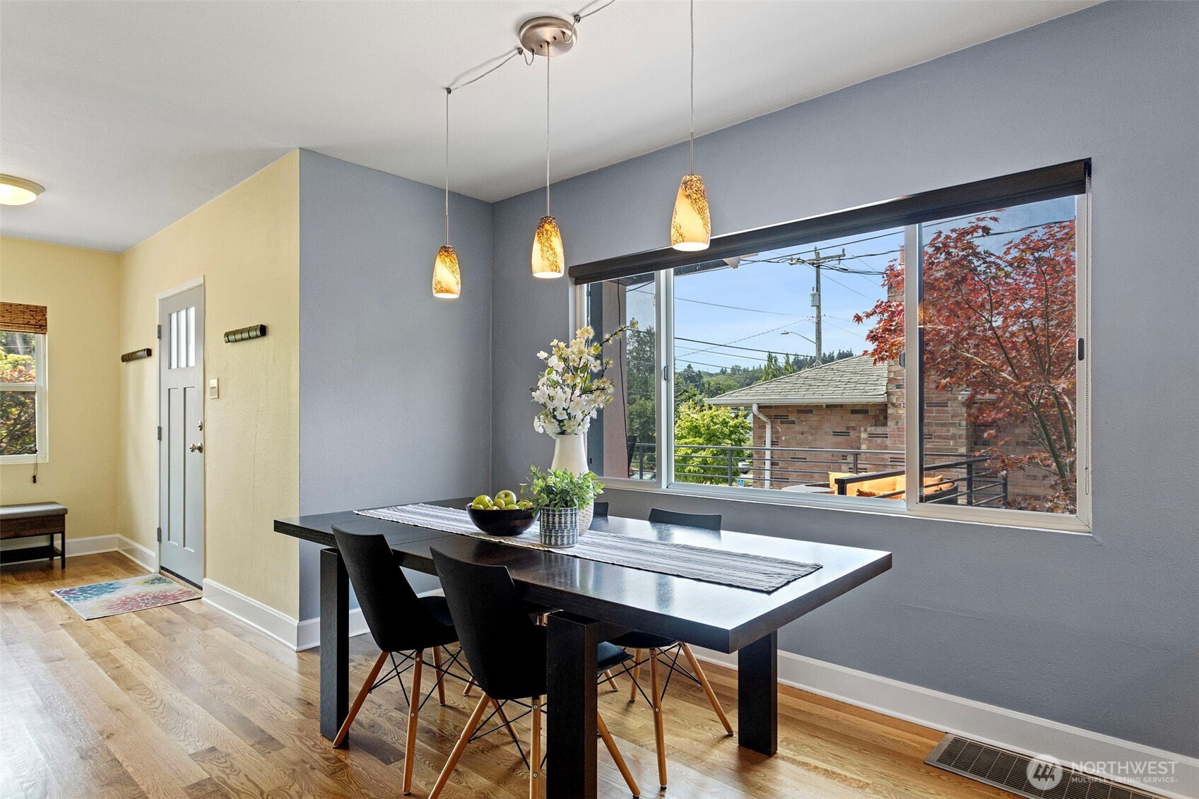 3214 South Byron Street Seattle, WA 98144 - Photo 6 of 27