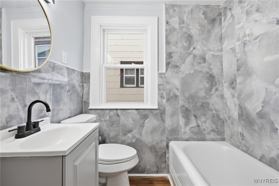 25 Proctor Avenue Buffalo, NY 14215 - Photo 10 of 47