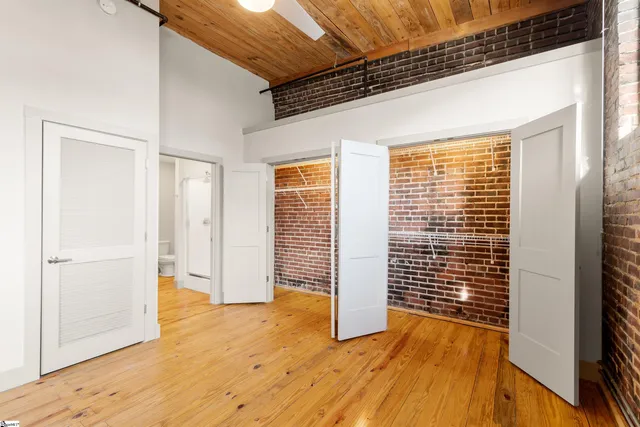 $270,000 | 806 Green Avenue, Unit 215, Greenville, SC 29605