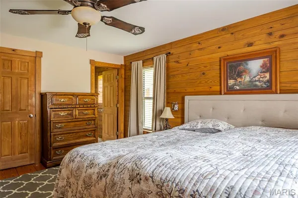 $415,000 | 1837 Lamplite Estates Drive, St. Clair, MO 63077