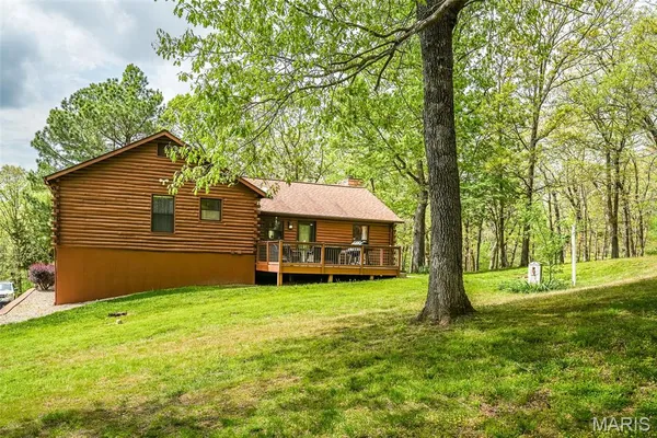 $415,000 | 1837 Lamplite Estates Drive, St. Clair, MO 63077