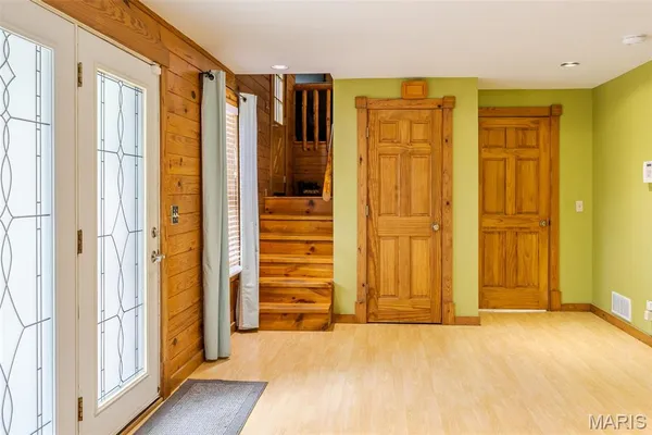 $415,000 | 1837 Lamplite Estates Drive, St. Clair, MO 63077