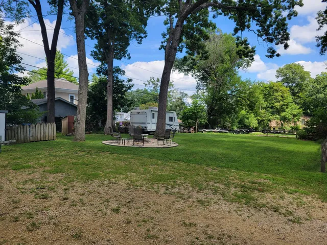 $625,000 | 1610 Jackson Park Drive, Delavan, WI 53115