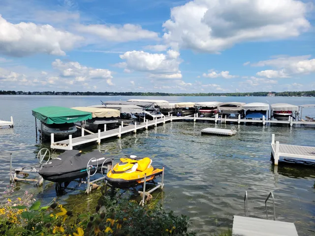 $625,000 | 1610 Jackson Park Drive, Delavan, WI 53115