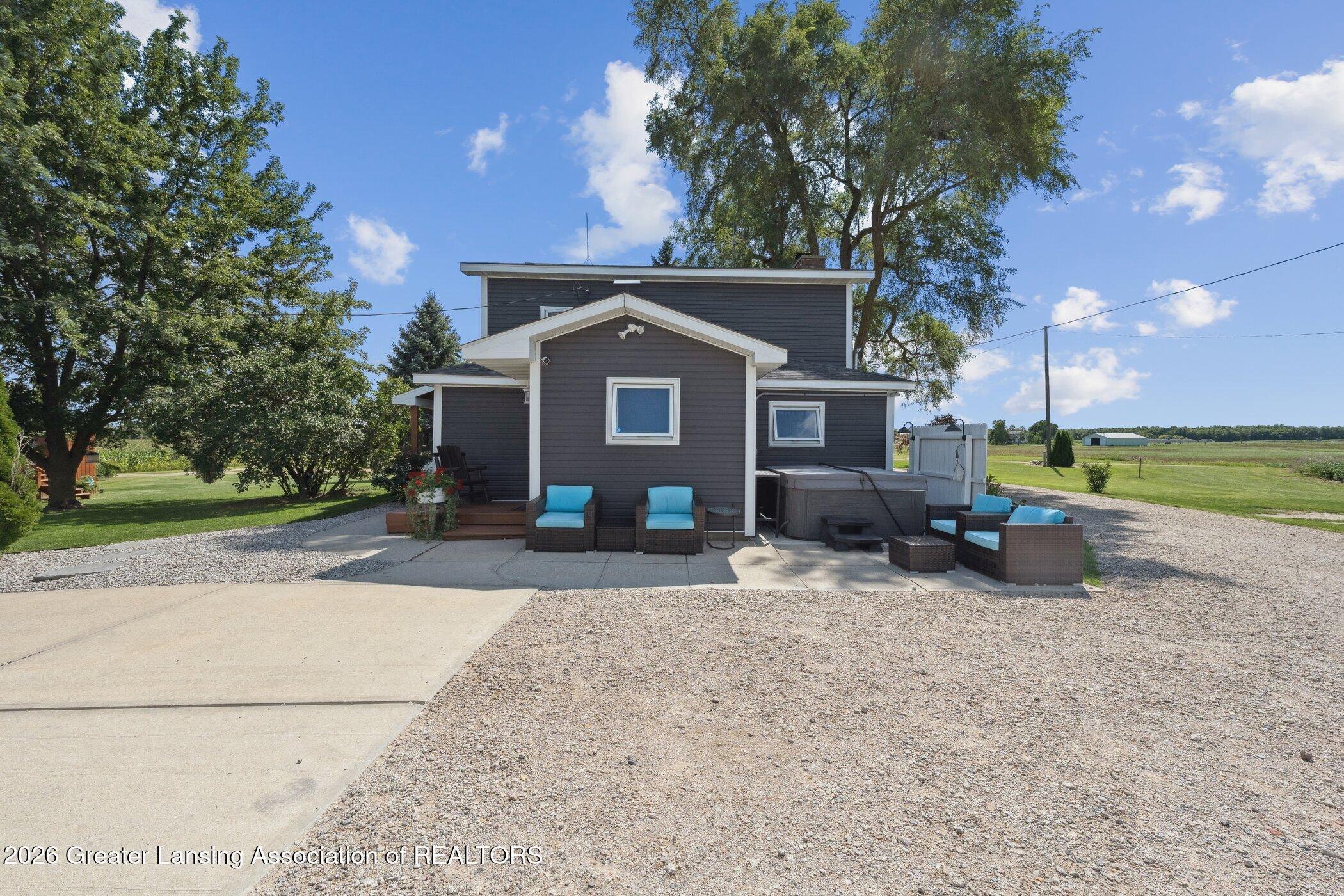 370 West Hayes Road Ithaca, MI 48847 - Photo 24 of 33 370-W-Hayes-Rd-Ithaca-MI-48847-WindowSti