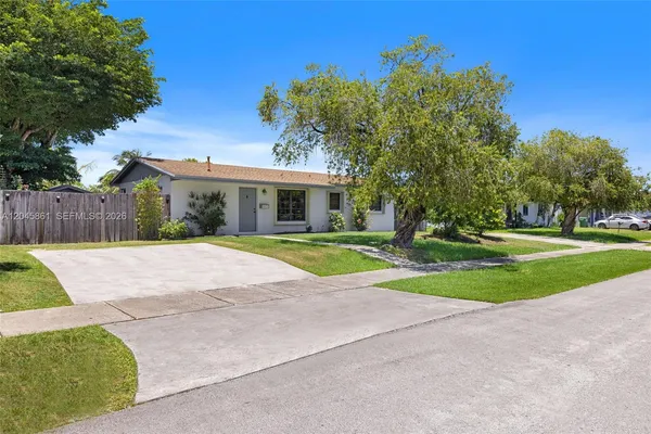$575,000 | 9971 Southwest 156th Terrace, Miami, FL 33157