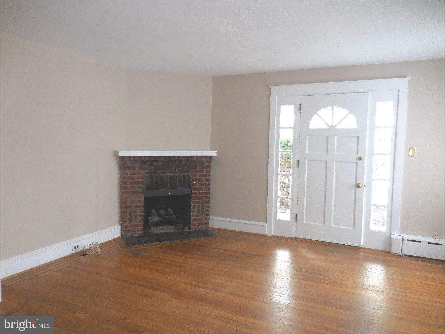 1023 Bon Air Road Havertown, PA 19083 - Photo 5 of 17 Living Room