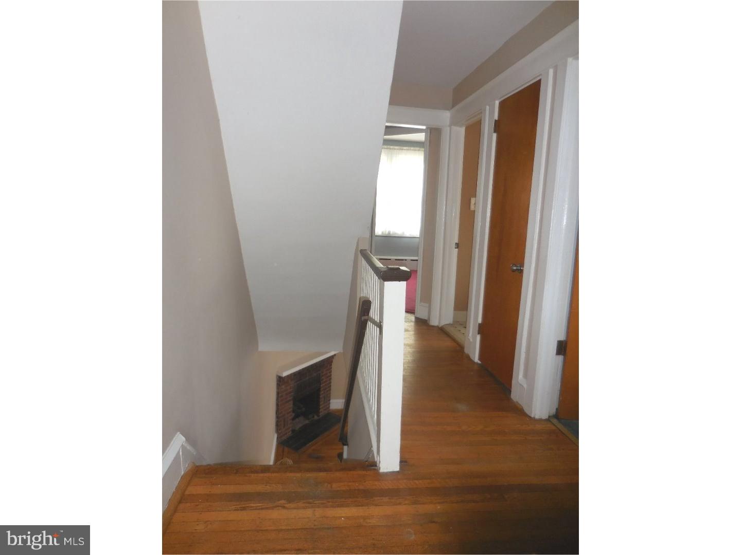 1023 Bon Air Road Havertown, PA 19083 - Photo 9 of 17 Hallway