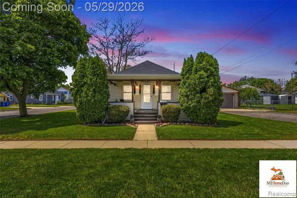 $157,500 | 214 South McDonnell Street, Corunna, MI 48817