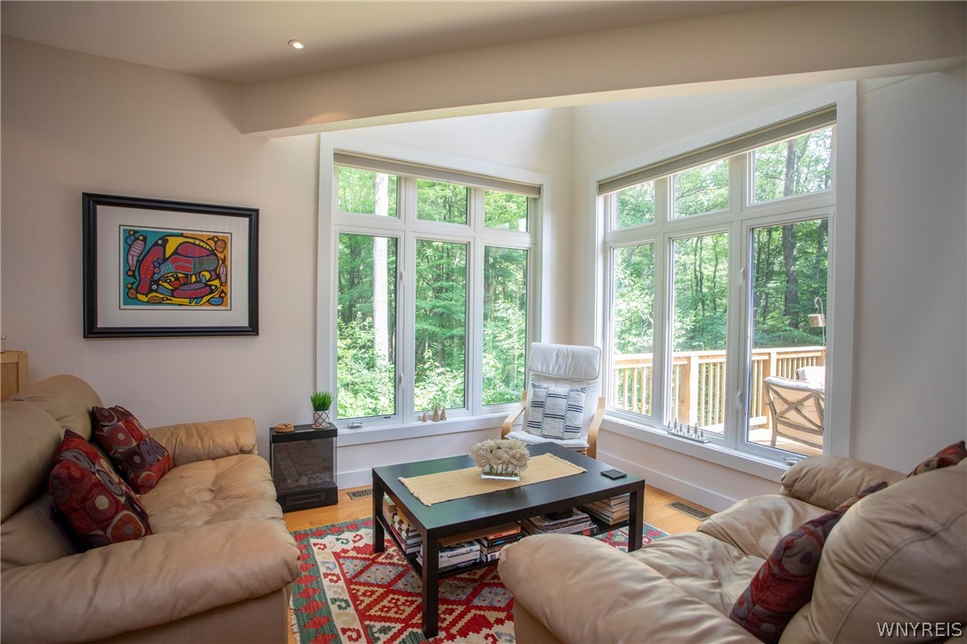 5464 Partridge Hill Road Great Valley, NY 14741 - Photo 7 of 48 Main house living room