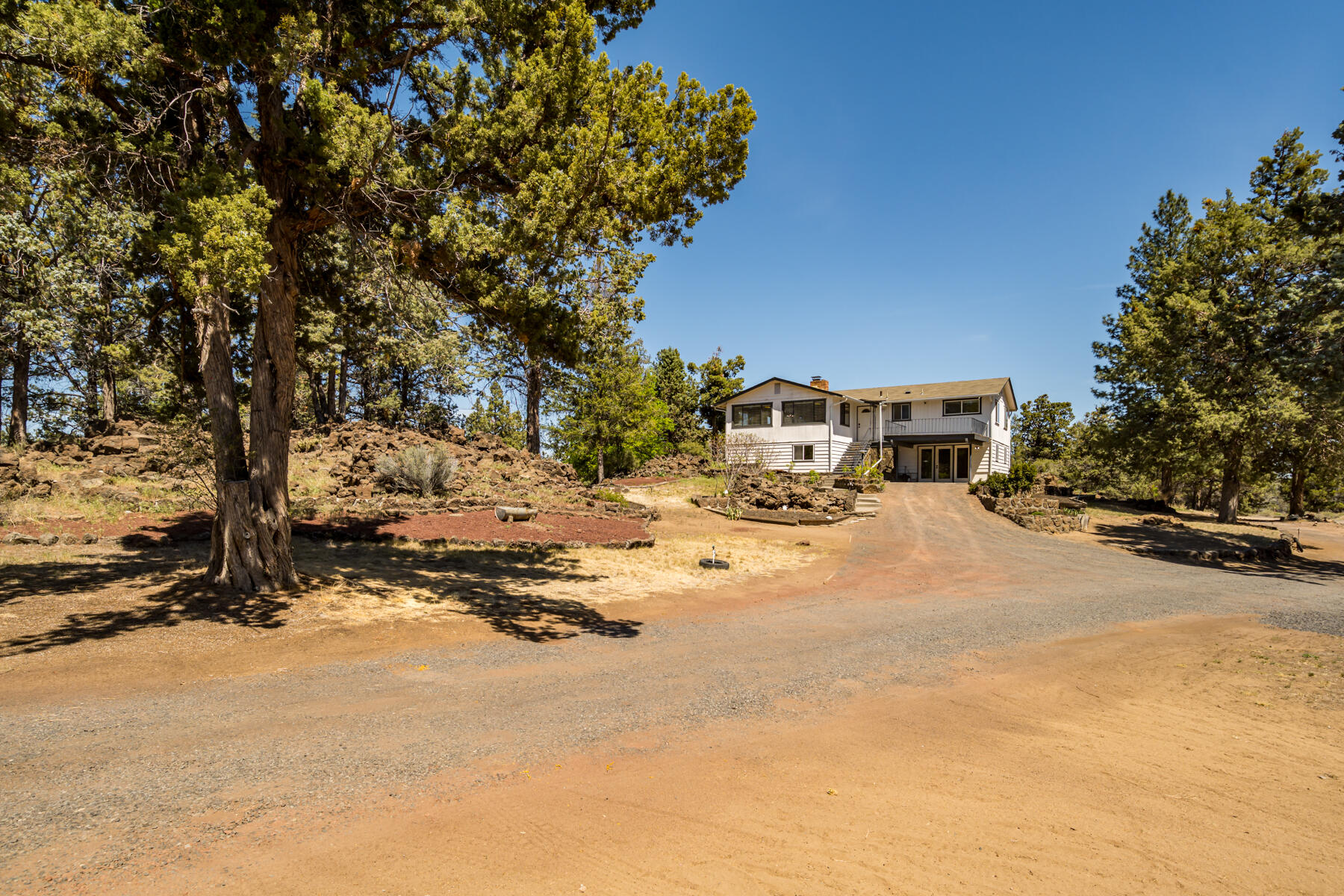 63710 O. B. Riley Road Bend, OR 97703 - Photo 46 of 58 JH5_2896-2