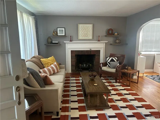 $2,800 | 805 4th Street, Salina, NY 13088