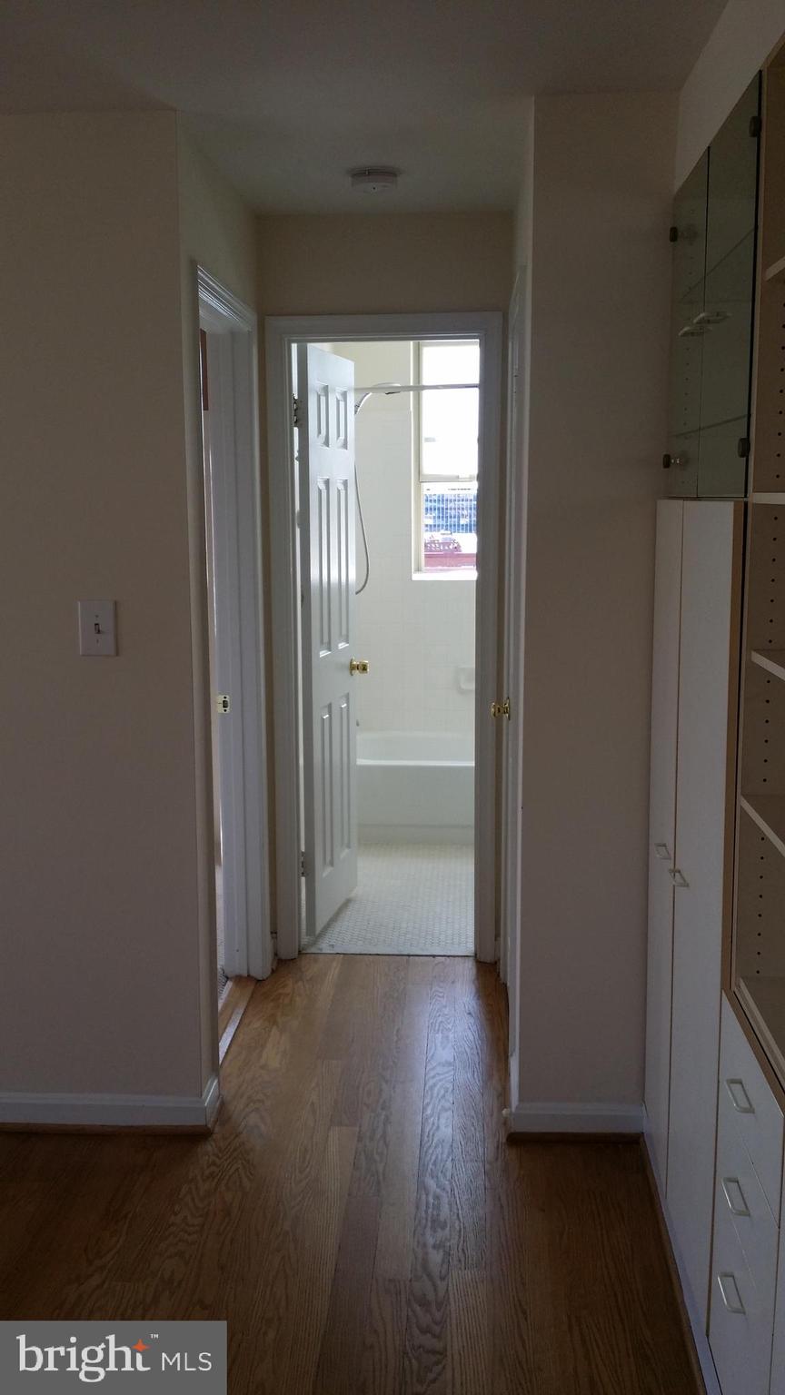 1920 S Street Northwest, Unit 806 Washington, DC 20009 - Photo 6 of 18