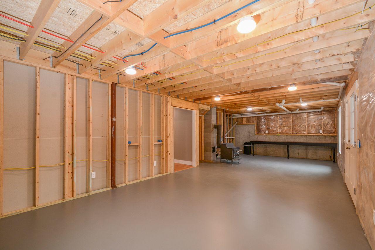 653 Hallowell Road Pownal, ME 04069 - Photo 29 of 45 028-photo-8154952