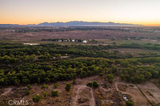 15222 Riverside Drive Apple Valley, CA 92307 - Photo 33 of 43 a view of a town with mountains in the background