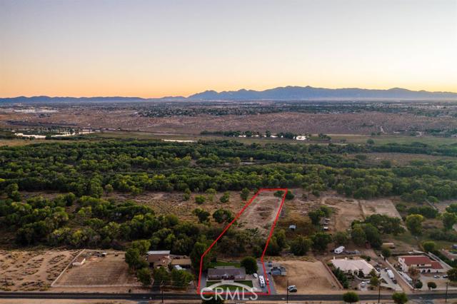 15222 Riverside Drive Apple Valley, CA 92307 - Photo 43 of 43 a view of city and mountain