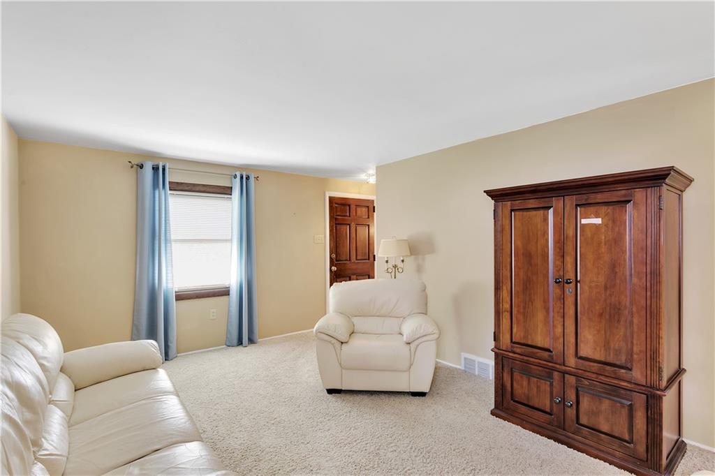 672 Sloop Road Pittsburgh, PA 15237 - Photo 9 of 25 Gallery Image 9