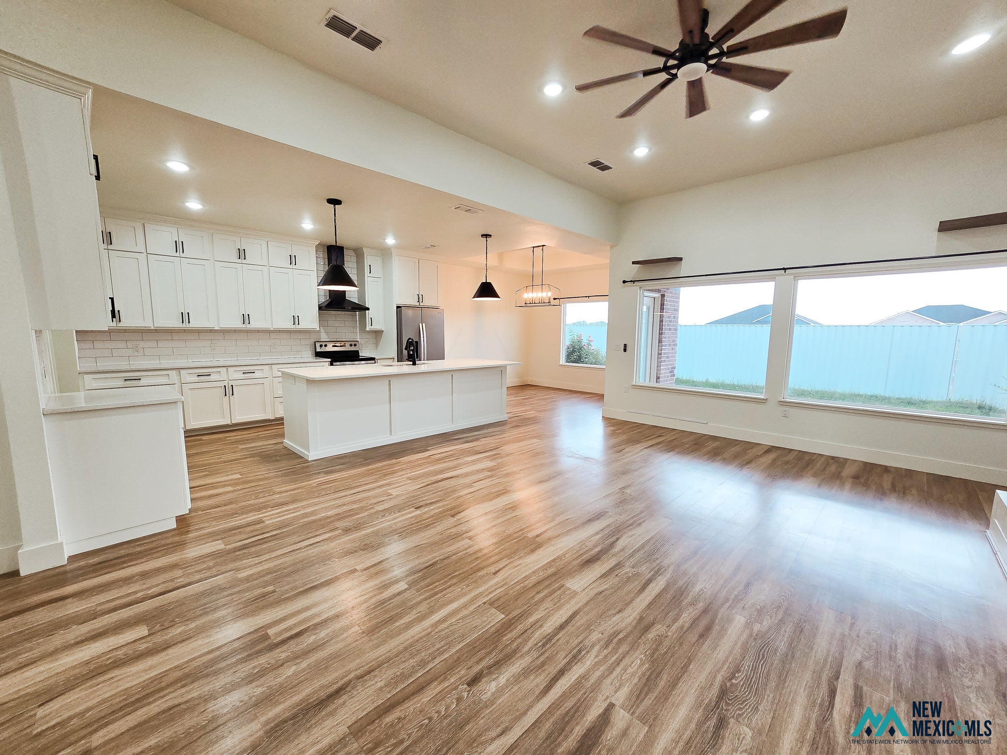 204 Abbey Road Clovis, NM 88101 - Photo 2 of 25 Gallery Image 2