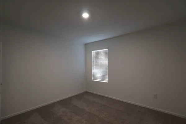 $2,650 | 15357 Dapple Blf Lane, Conroe, TX 77302