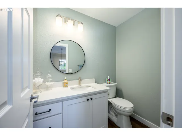 $1,295,000 | 710 North Elliott Road, Newberg, OR 97132