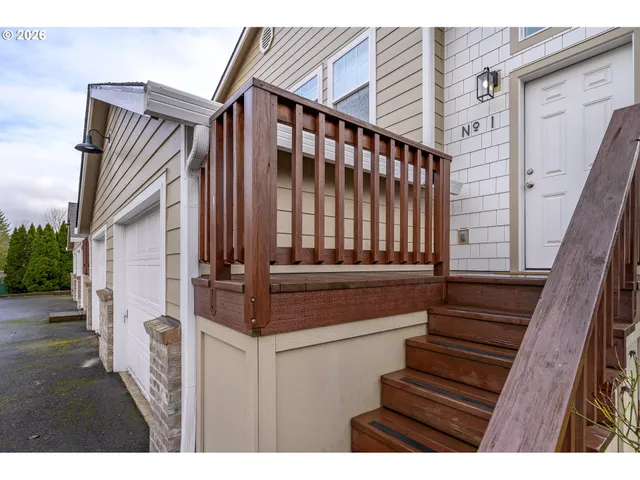 $1,295,000 | 710 North Elliott Road, Newberg, OR 97132