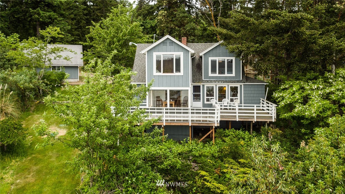 14105 Southwest Pohl Road Vashon, WA 98070 - Photo 2 of 24