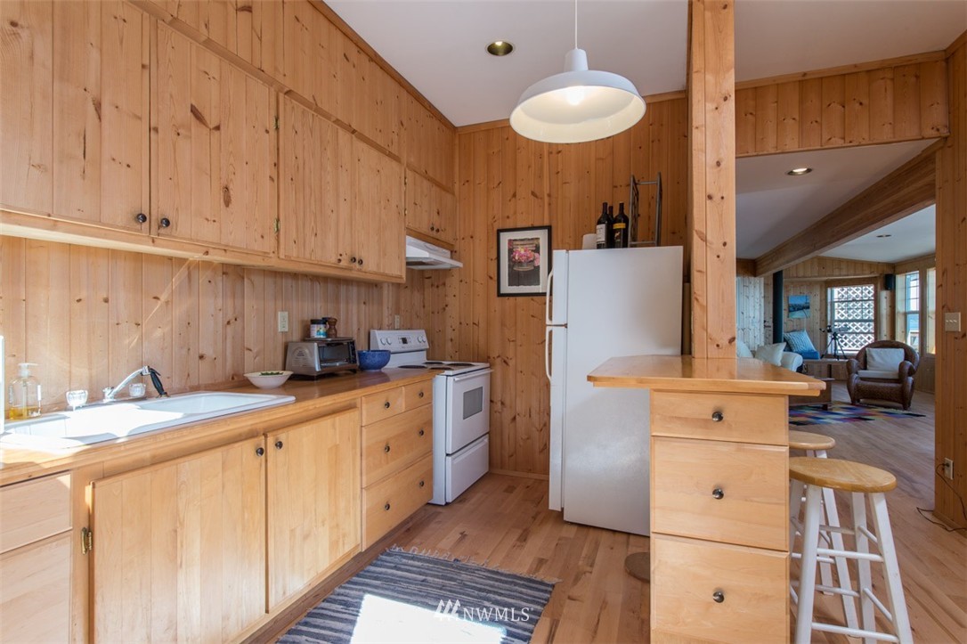 14105 Southwest Pohl Road Vashon, WA 98070 - Photo 23 of 24