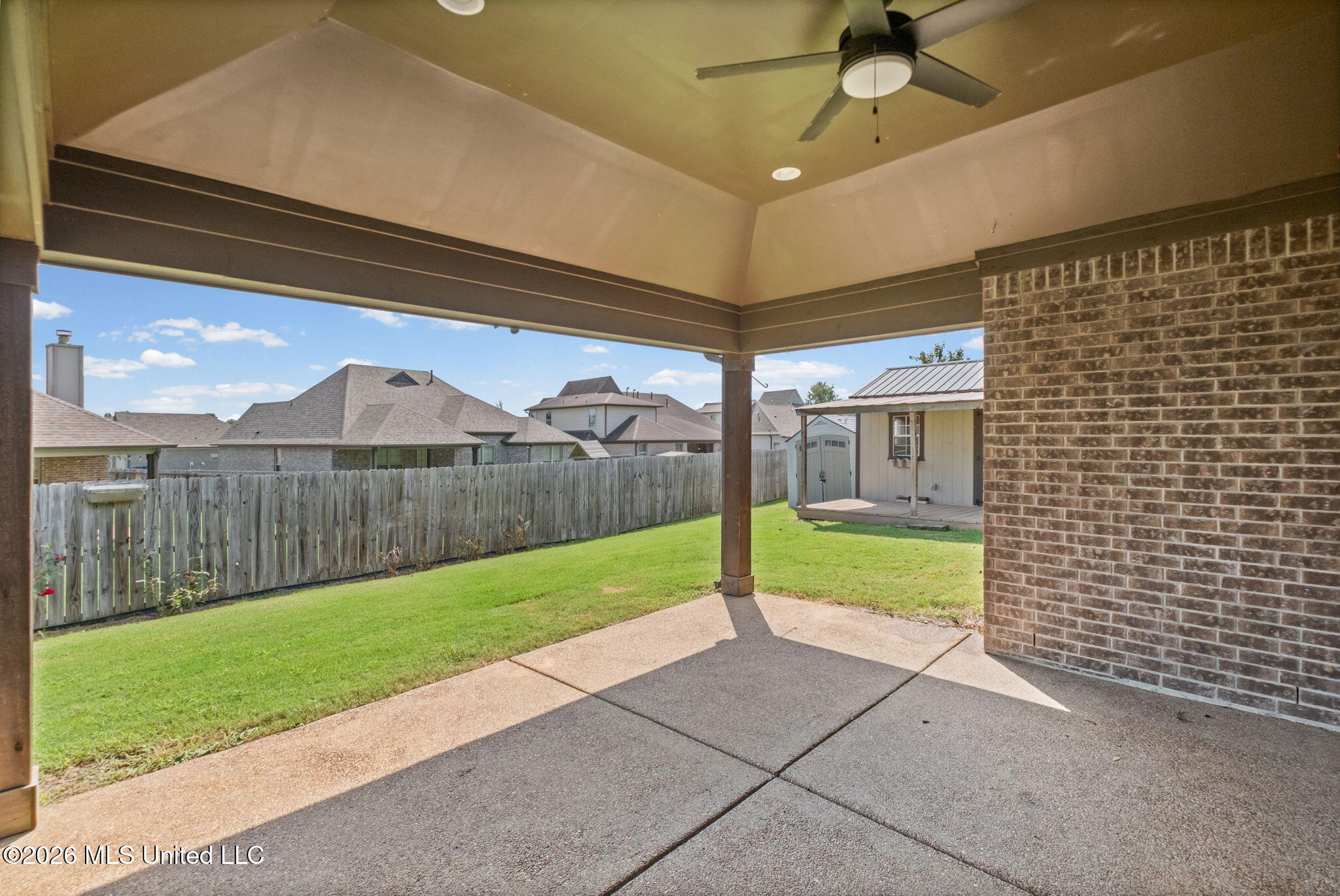 4276 Ridgemont Road Olive Branch, MS 38654 - Photo 15 of 19 Patio 1