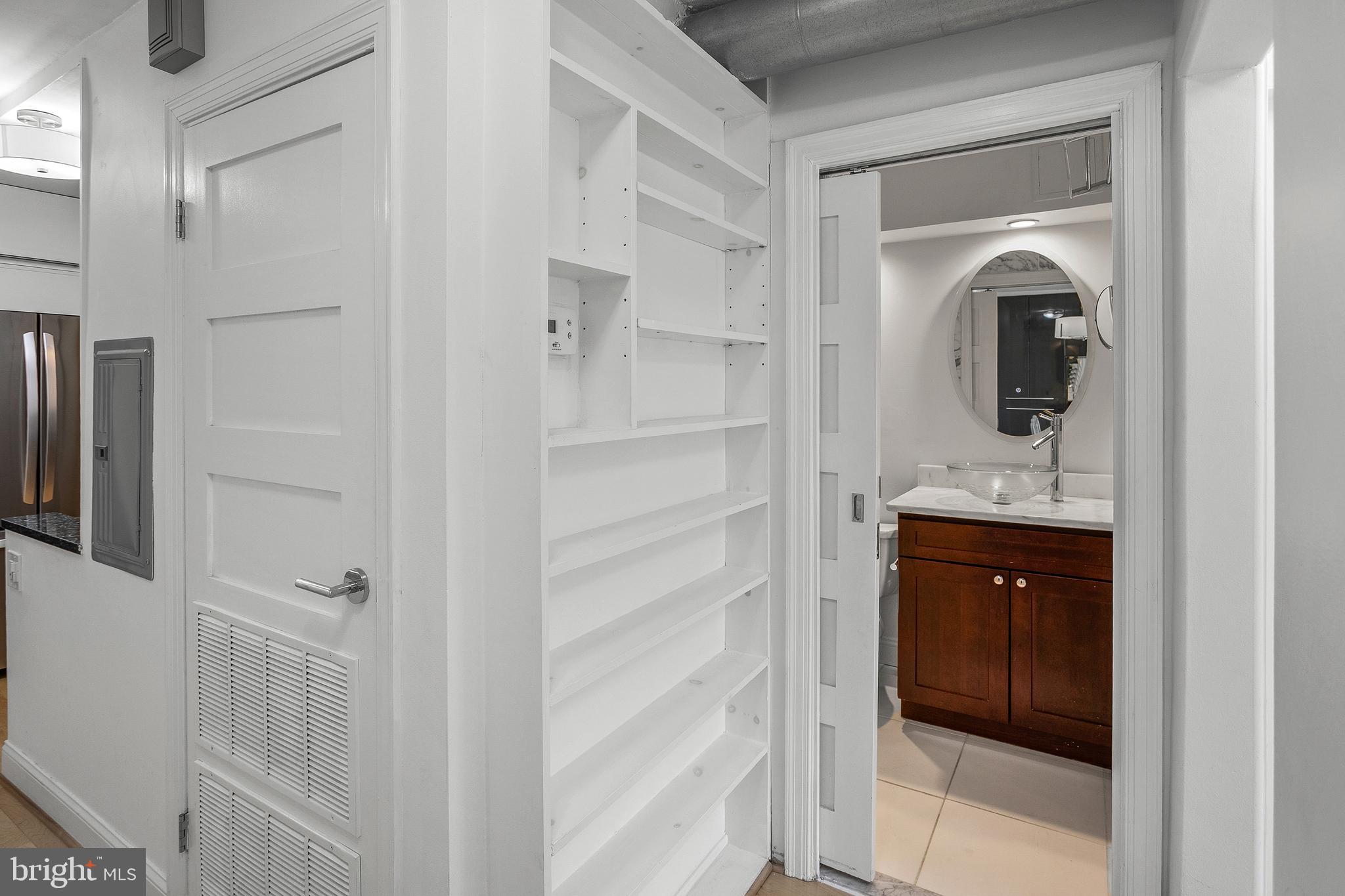 3 Washington Circle Northwest, Unit 603 Washington, DC 20037 - Photo 17 of 30 Built-ins