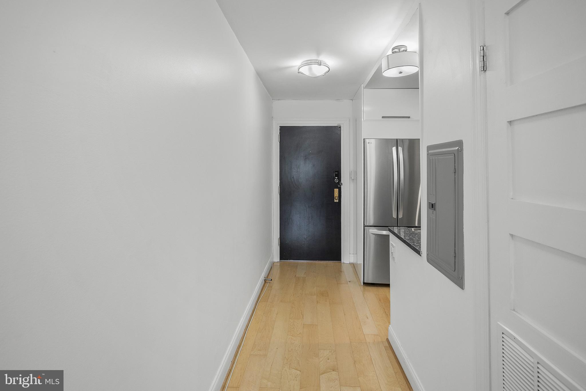 3 Washington Circle Northwest, Unit 603 Washington, DC 20037 - Photo 20 of 30 Entry