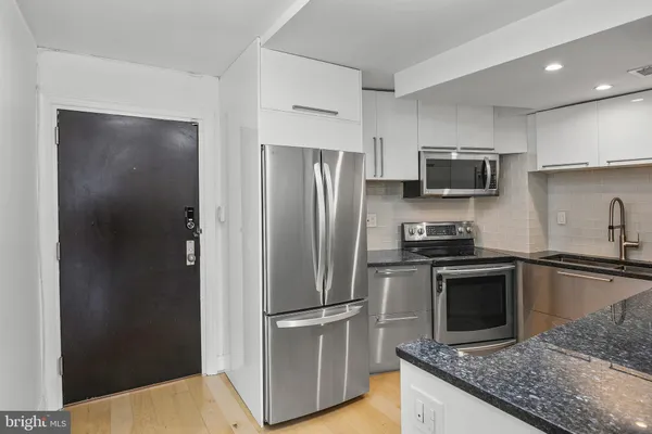 $439,000 | 3 Washington Circle Northwest, Unit 603, Washington, DC 20037